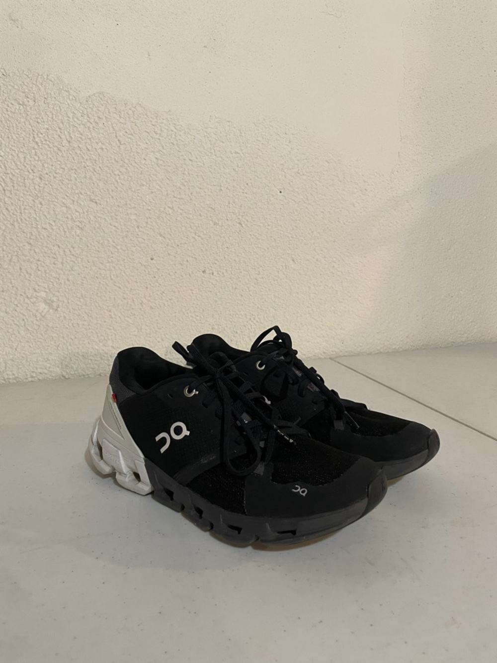 On Running Women's Black Cloudflow Athletic Shoes